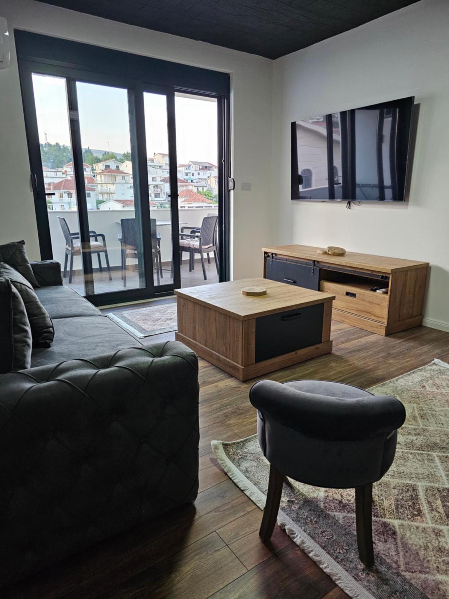 Ishmi In Center Of Appartement Ulcinj